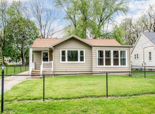 538 Roberts St, Creve Coeur, IL 61610