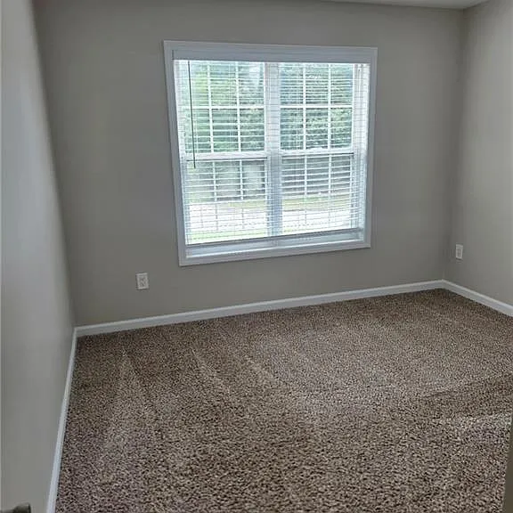 2257 Roseberry Ln — Photo 21