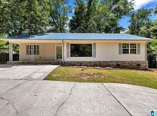 4093 Hopewell Rd, Bessemer, AL 35022