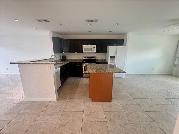 5th image of 9201 Tudor Dr #C212