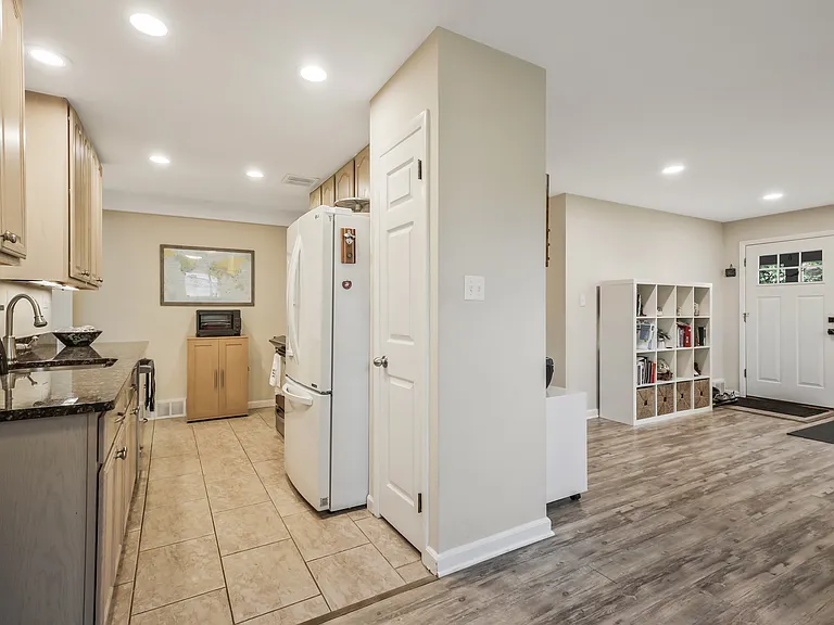 7011 Kenfig Pl — Photo 6