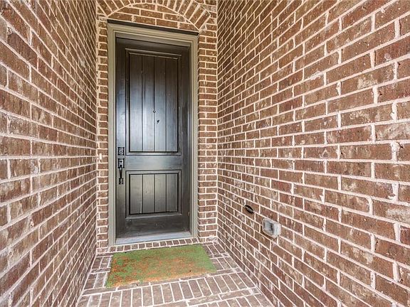 4th image of 4937 Campbeltown Dr