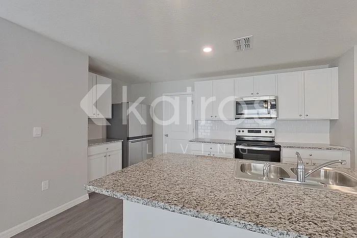 8614 SW 43rd Ter — Photo 6
