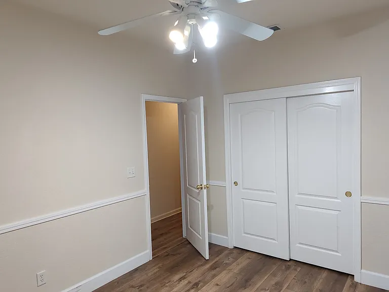 1885 E Turnberry Ave — Photo 24