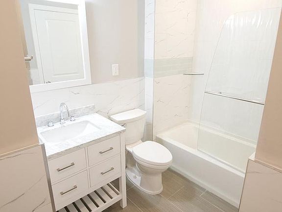 5th image of 1422-26 Callowhill St #U307
