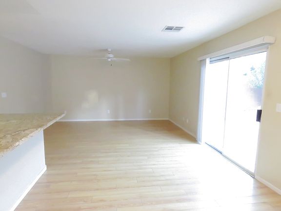 4th image of 9841 Peseo Cresta Ave