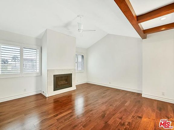 3rd image of 17 20th Ave