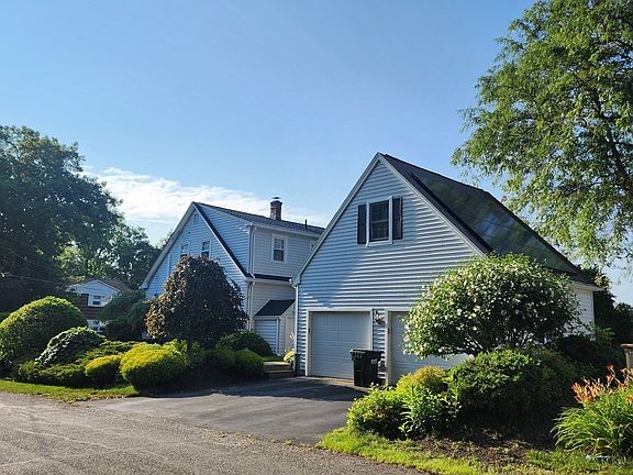 5th image of 39 Everett Ave
