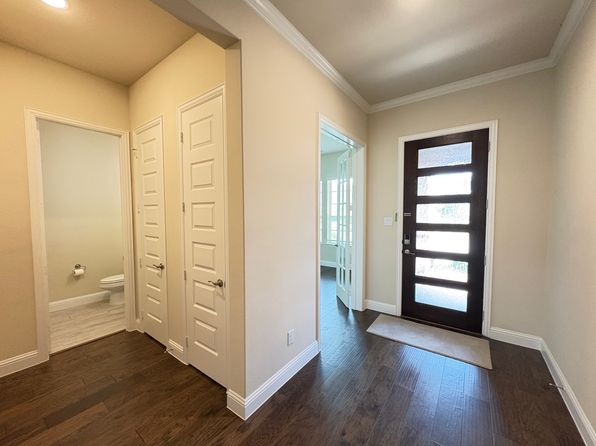 3512 Thomas Earl Way