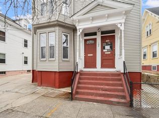 102 Penn St, Providence, RI 02909