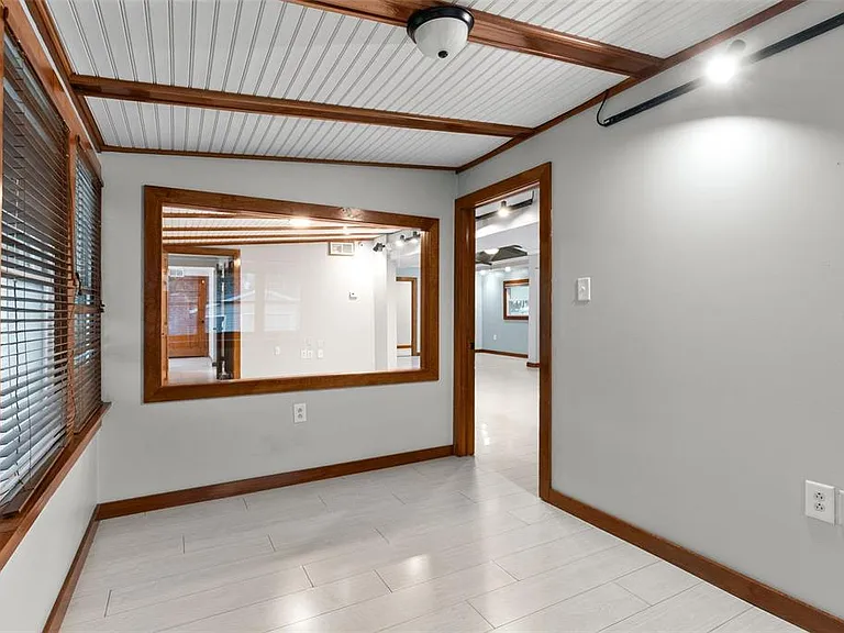 10519 Bridgewood Dr — Photo 16