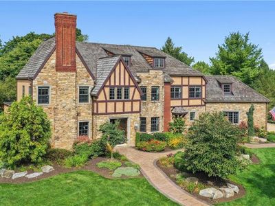 3060 Fairfield Dr, Allentown, PA, 18103