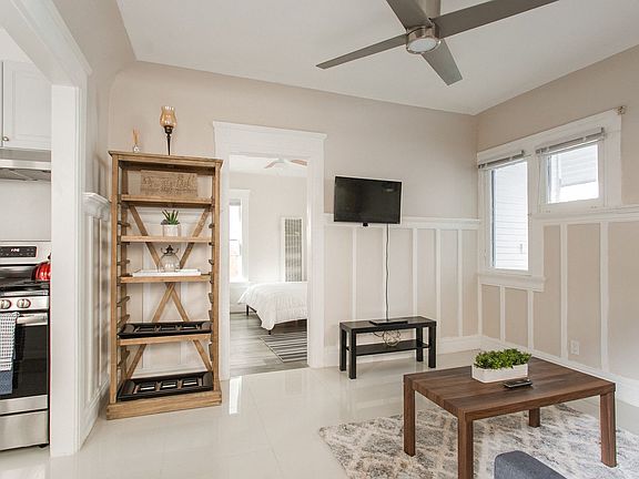 2nd image of 22 Paloma Ave #22B