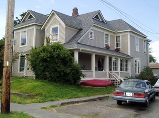 2423 H St APT 3, Bellingham, WA 98225