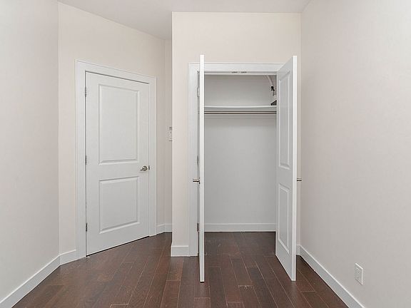 5th image of 23-12 31st St #3