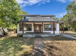 101 S Archer St, Groesbeck, TX 76642