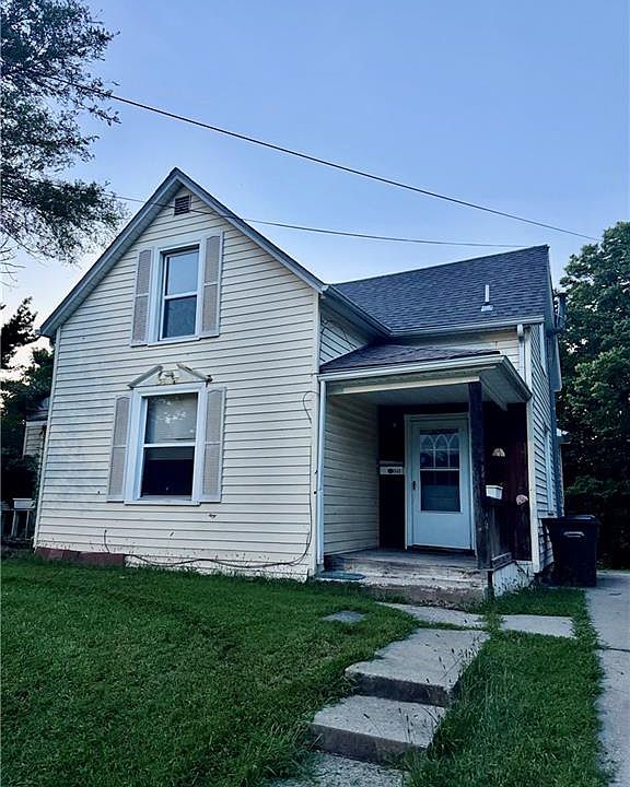 1st image of 946 Sherman Ave