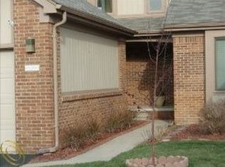 46860 Country Ln, Macomb, MI 48044