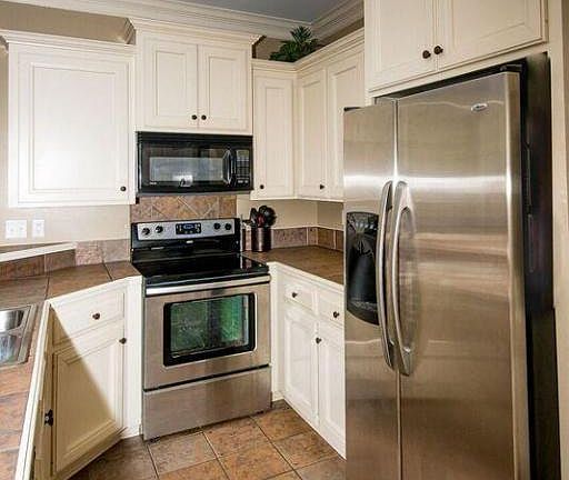 5th image of 132 Wild Rose Ln