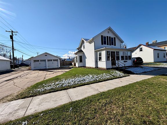 2nd image of 209 E River Street