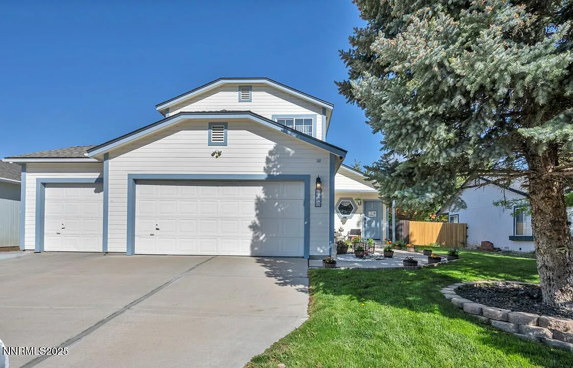 7395 Pah Rah Dr photo 1
