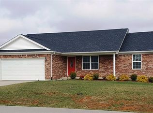 82 Kasey Ln NW, Corydon, IN 47112