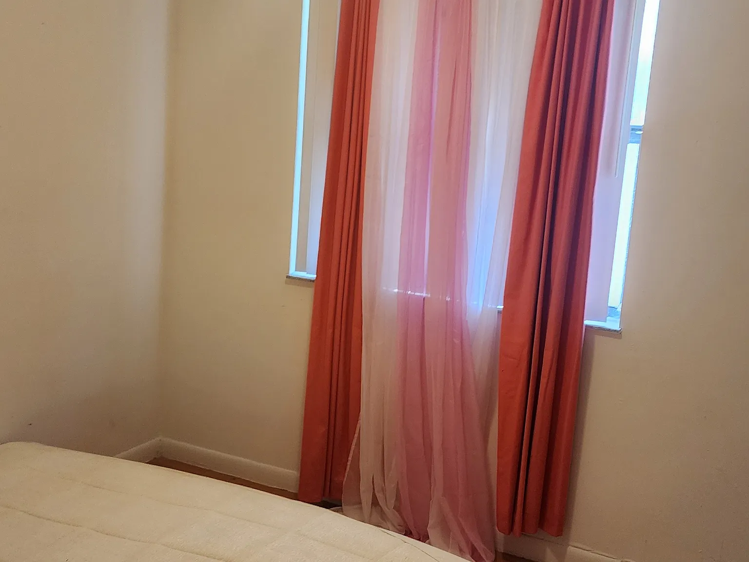 2 bed, 816 sqft, $2,300 — Photo 4