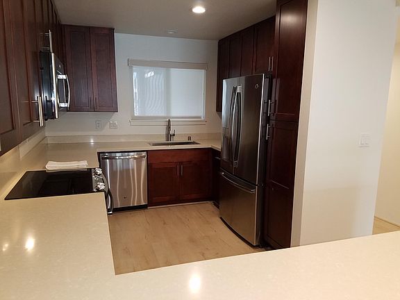 3rd image of 409 Kailua Rd #7209