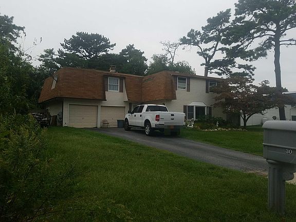 2nd image of 30 Torrey Pine Ln