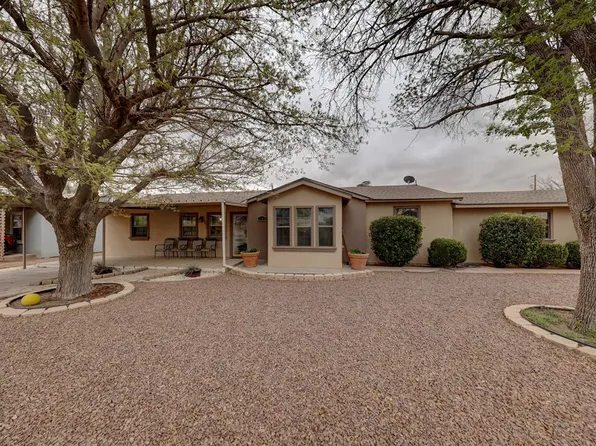 104 E 3rd St, Fort Davis, TX 79843