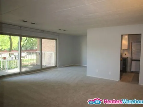 5701 Indian Ct APT 2B, Alexandria, VA 22303