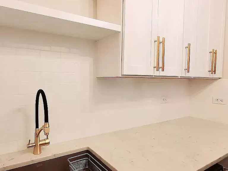 20 West St #21M — Photo 4