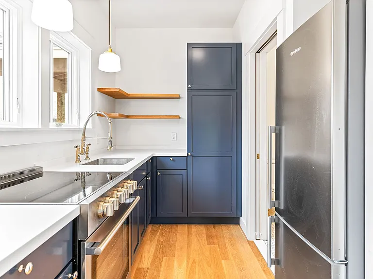 55 Weston Ave — Photo 6