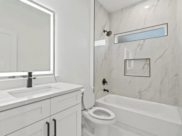 2443 Naoma St, Dallas, TX 75241