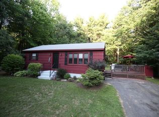 42 Paxton Rd, Spencer, MA 01562