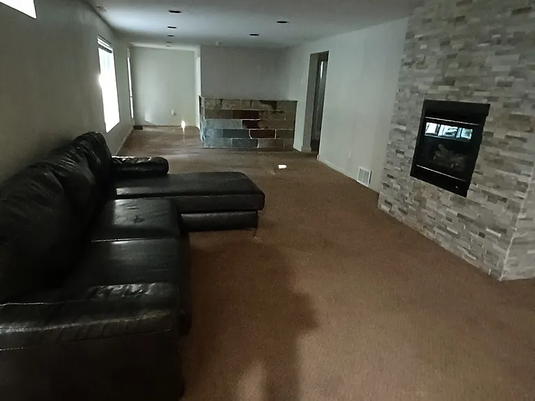 907 County Road B W — Photo 19