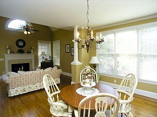 5th image of 7200 Stonehaven Dr