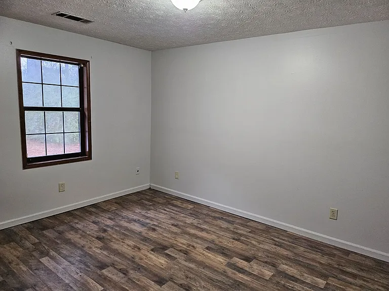 2835 Springdale Rd #B — Photo 20