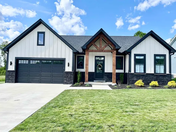 7612 W Saddle Gate Dr, Bloomington, IN 47404