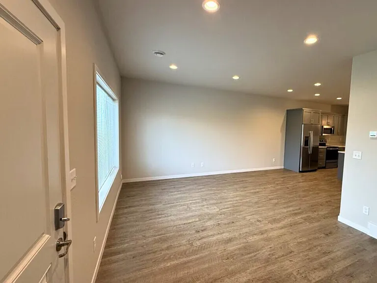 Valley View Town Homes — Photo 10