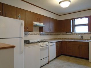 21-26 42nd St #2, Astoria, NY 11105