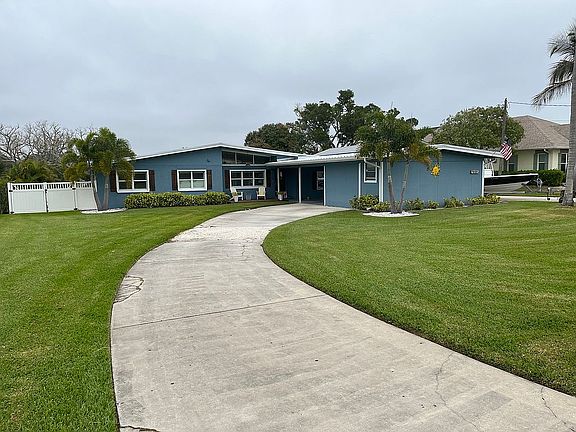 4th image of 6712 7th Avenue Blvd NW