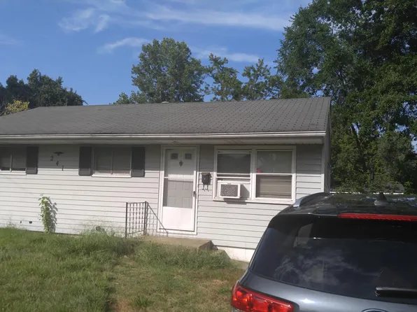 241 Glen Garry Rd, Saint Louis, MO 63137