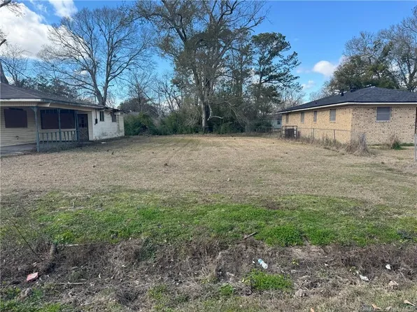611 S Broadway St, Jennings, LA 70546