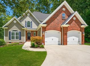 835 Petree Rd, Winston Salem, NC 27106