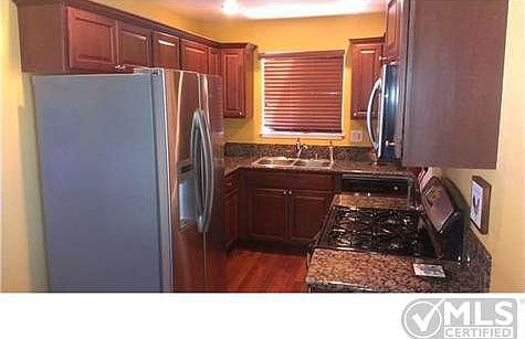2nd image of 301 Northgate St