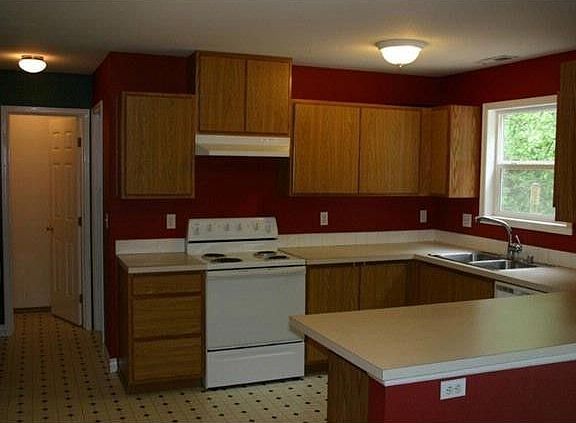 3rd image of 9421 149th St E