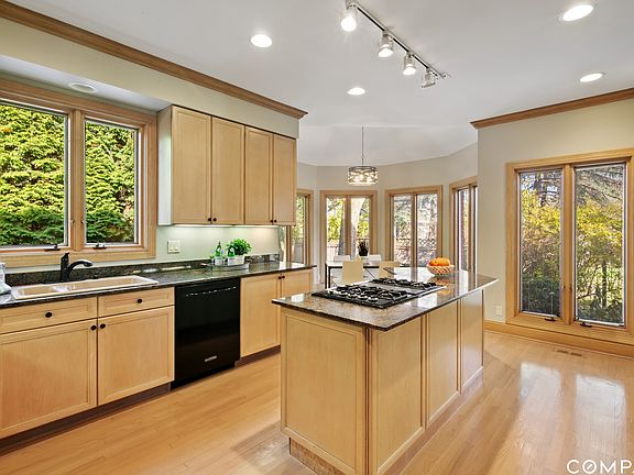 5th image of 1444 Glenwood Ave