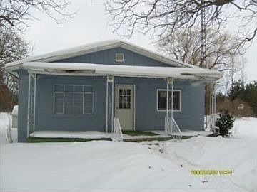 1st image of 8081 S 72nd Ave