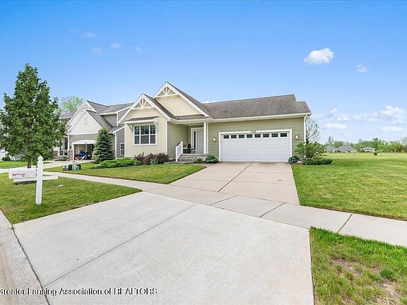3rd image of 120 Rindle Bluff Dr